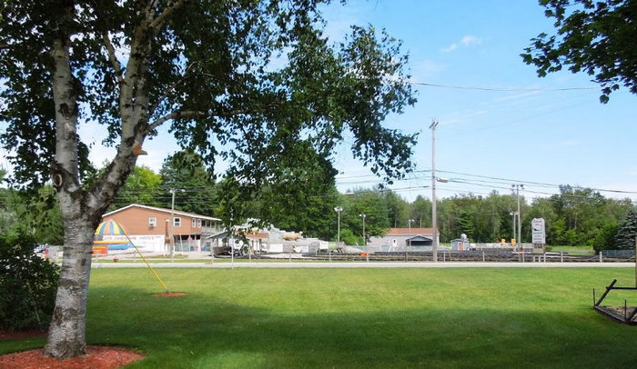 Dew Drop Inn Motel (Hop-Inn Motel) - From Website (newer photo)